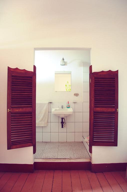 Hostal Sonati Леон Номер фото