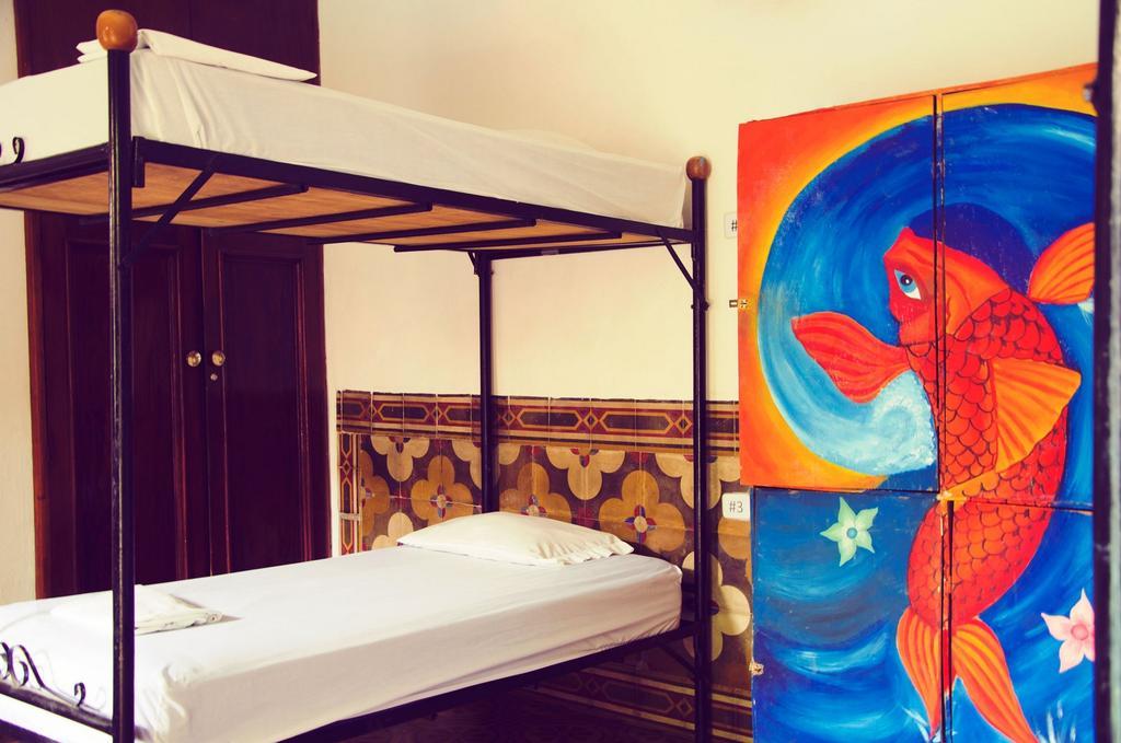 Hostal Sonati Леон Екстер'єр фото
